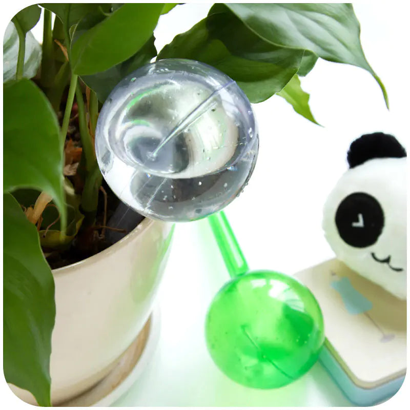 Automatic Glass Sphere Watering Device for Travel